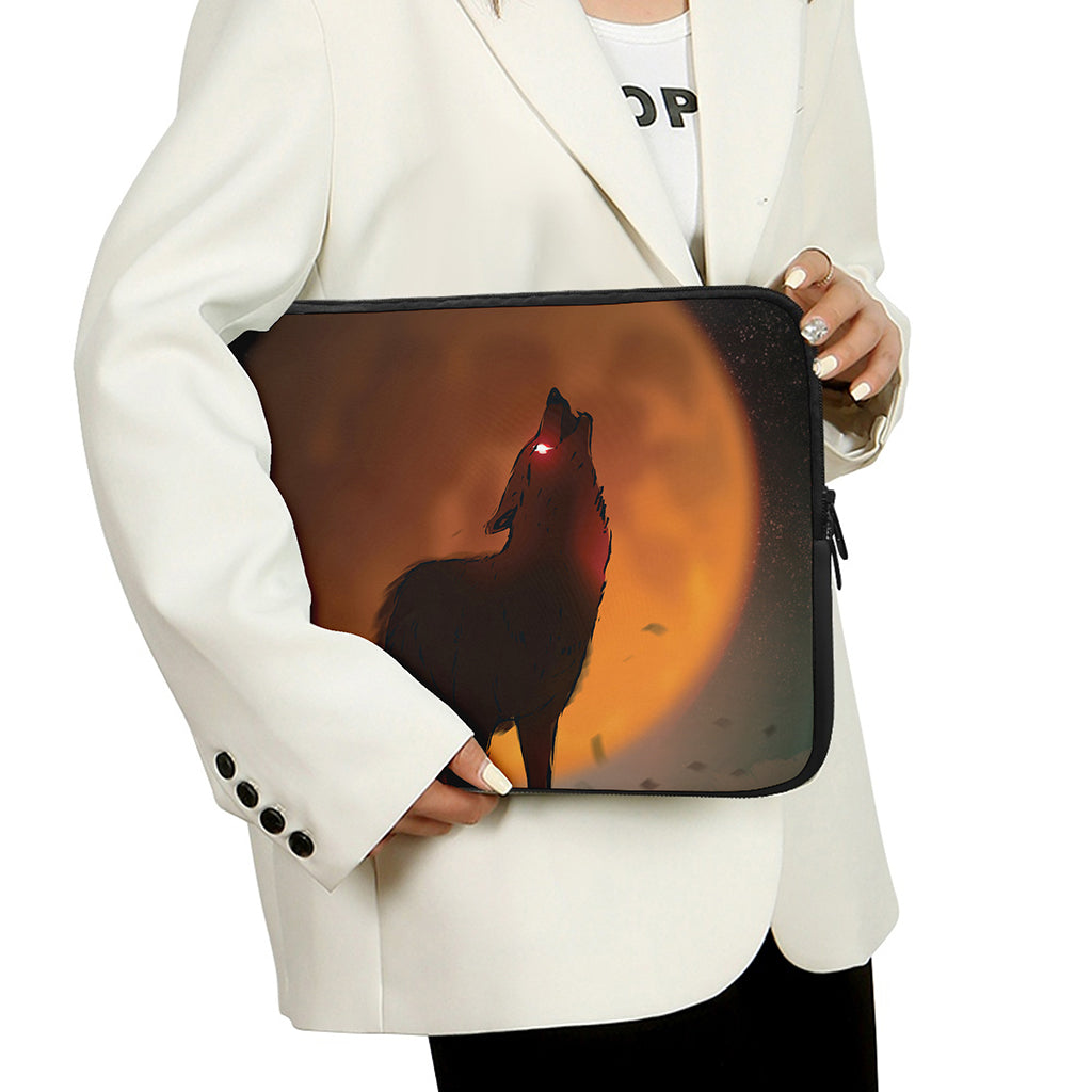 Red Moon Howling Wolf Print Laptop Sleeve
