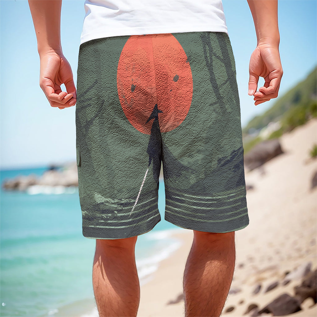 Red Moon Samurai Print Men's Cargo Shorts