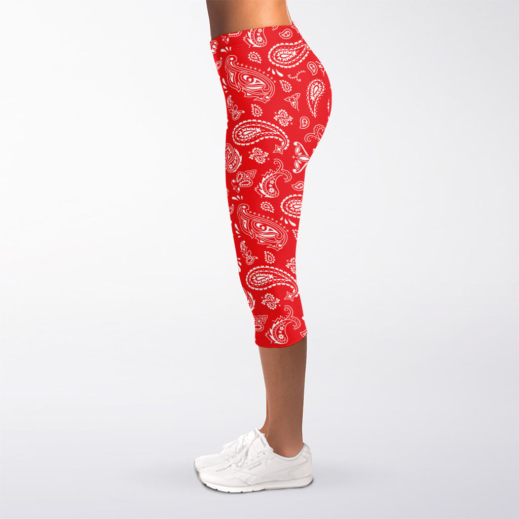 Red Paisley Bandana Pattern Print Women's Capri Leggings