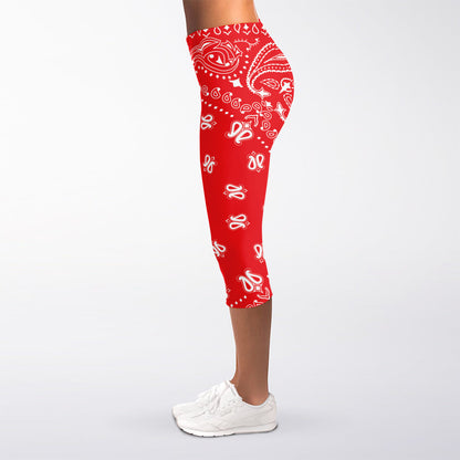 Red Paisley Bandana Print Women's Capri Leggings