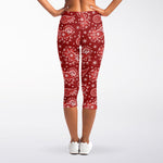 Red Paisley Pattern Print Women's Capri Leggings