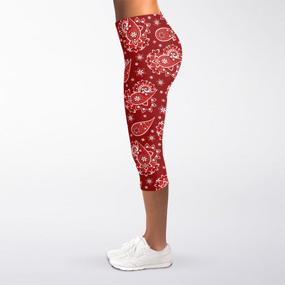 Red Paisley Pattern Print Women's Capri Leggings