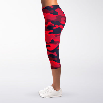 Red Pink And Black Camouflage Print Women's Capri Leggings