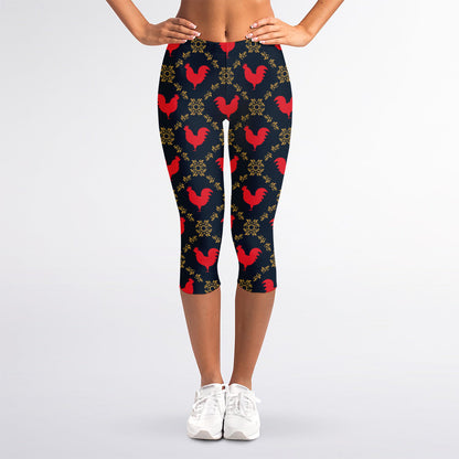 Red Rooster Pattern Print Women's Capri Leggings