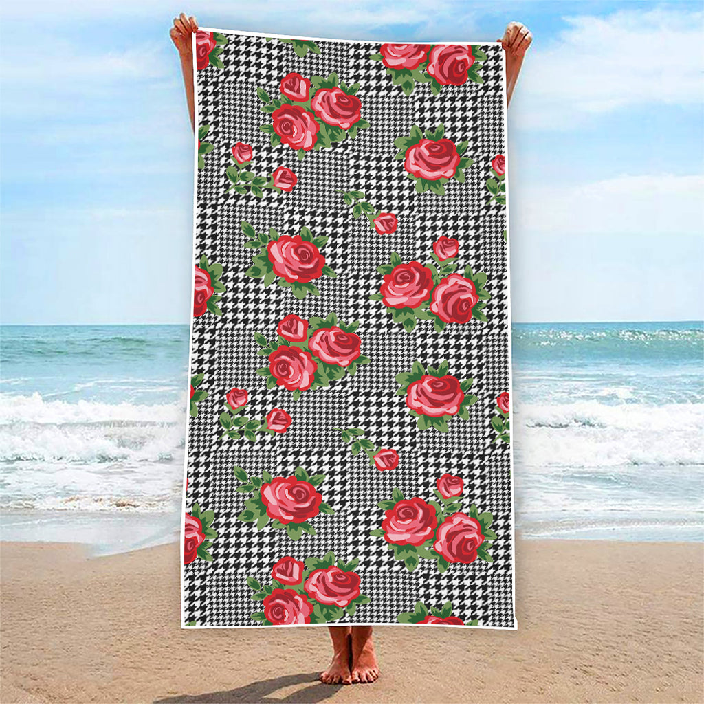 Red Roses Houndstooth Pattern Print Beach Towel
