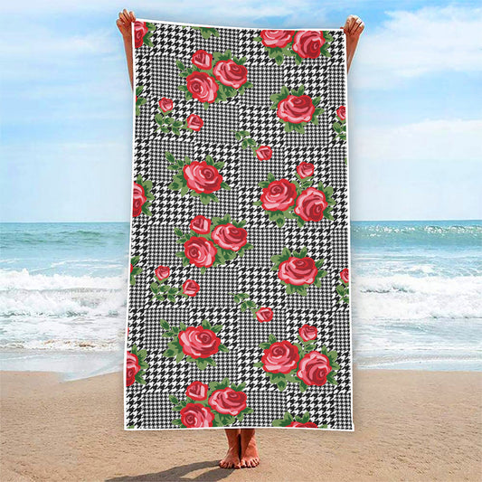 Red Roses Houndstooth Pattern Print Beach Towel