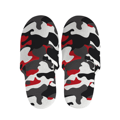 Red Snow Camouflage Print Slippers