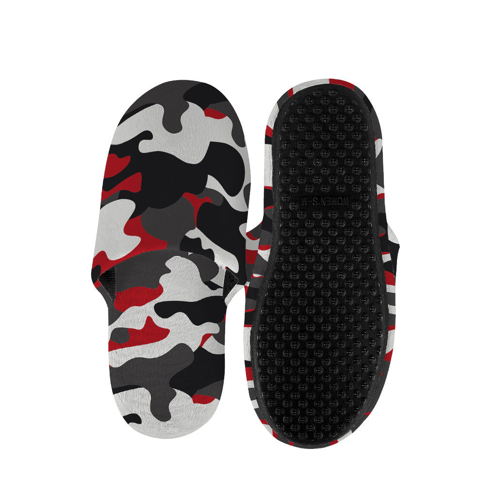 Red Snow Camouflage Print Slippers