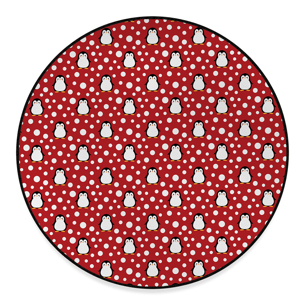 Red Snow Penguin Pattern Print Round Floor Mat