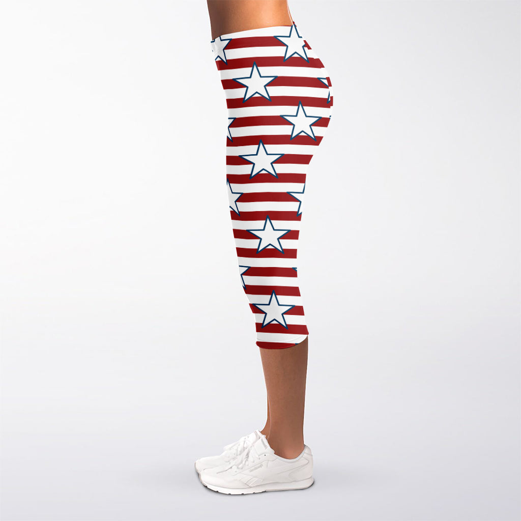 Red Striped USA Star Pattern Print Women's Capri Leggings
