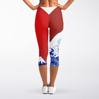 Red Sun Japanese Wave Print Women's Capri Leggings
