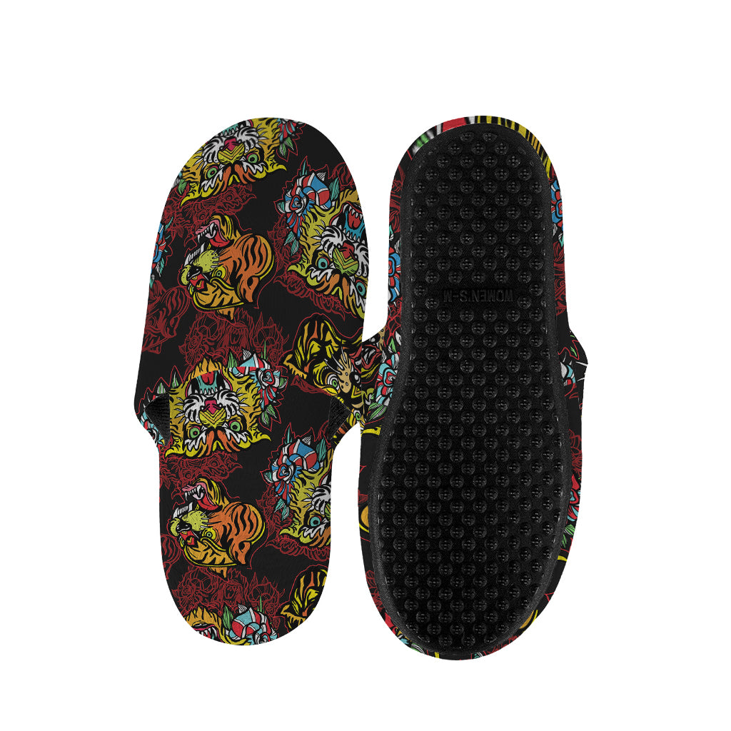 Red Tiger Tattoo Pattern Print Slippers