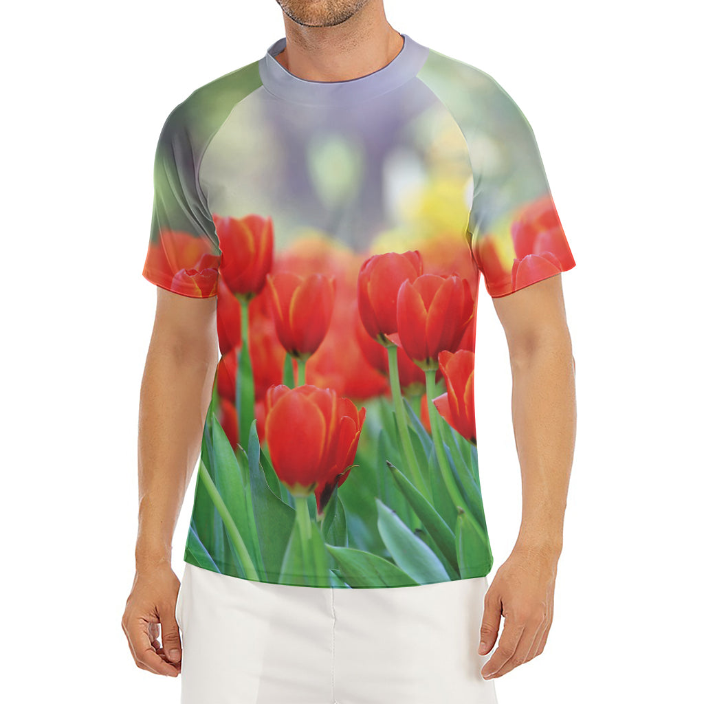 Red Tulip Print Men's Short Sleeve Rash Guard