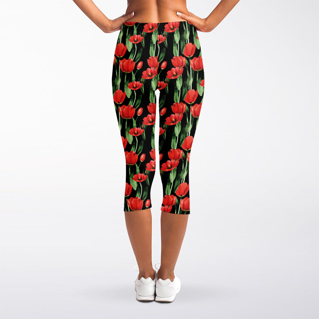 Red Watercolor Tulip Pattern Print Women's Capri Leggings