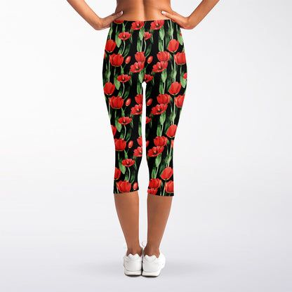 Red Watercolor Tulip Pattern Print Women's Capri Leggings