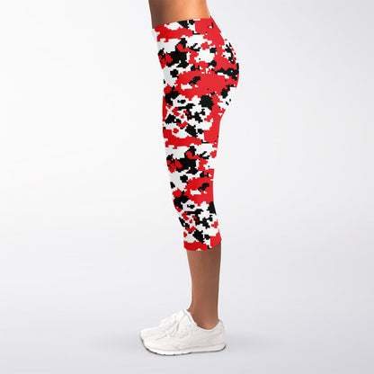 Red White And Black Digital Camo Print Women's Capri Leggings