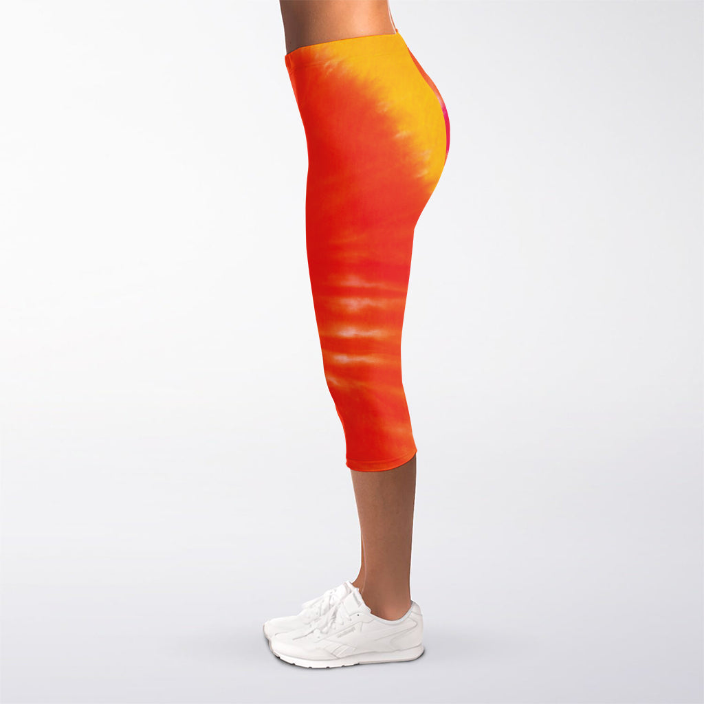 Red Yellow And Orange Tie Dye Print Women's Capri Leggings