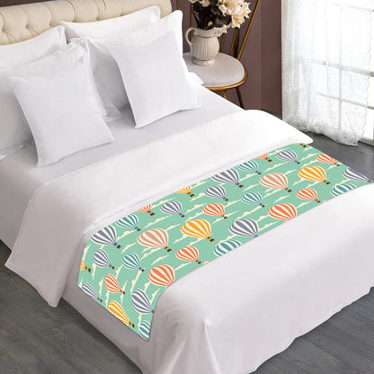 Retro Air Balloon Pattern Print Bed Runner