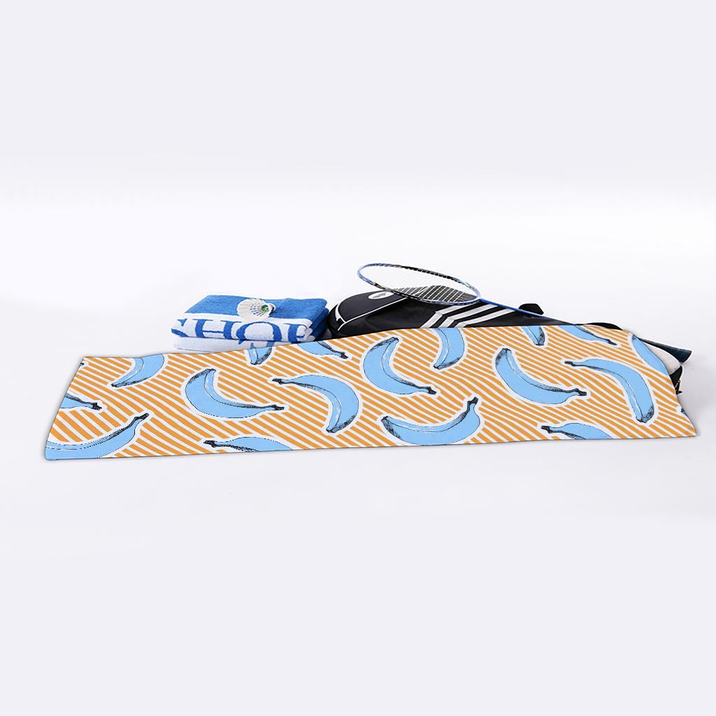 Retro Blue Banana Pattern Print Sports Towel