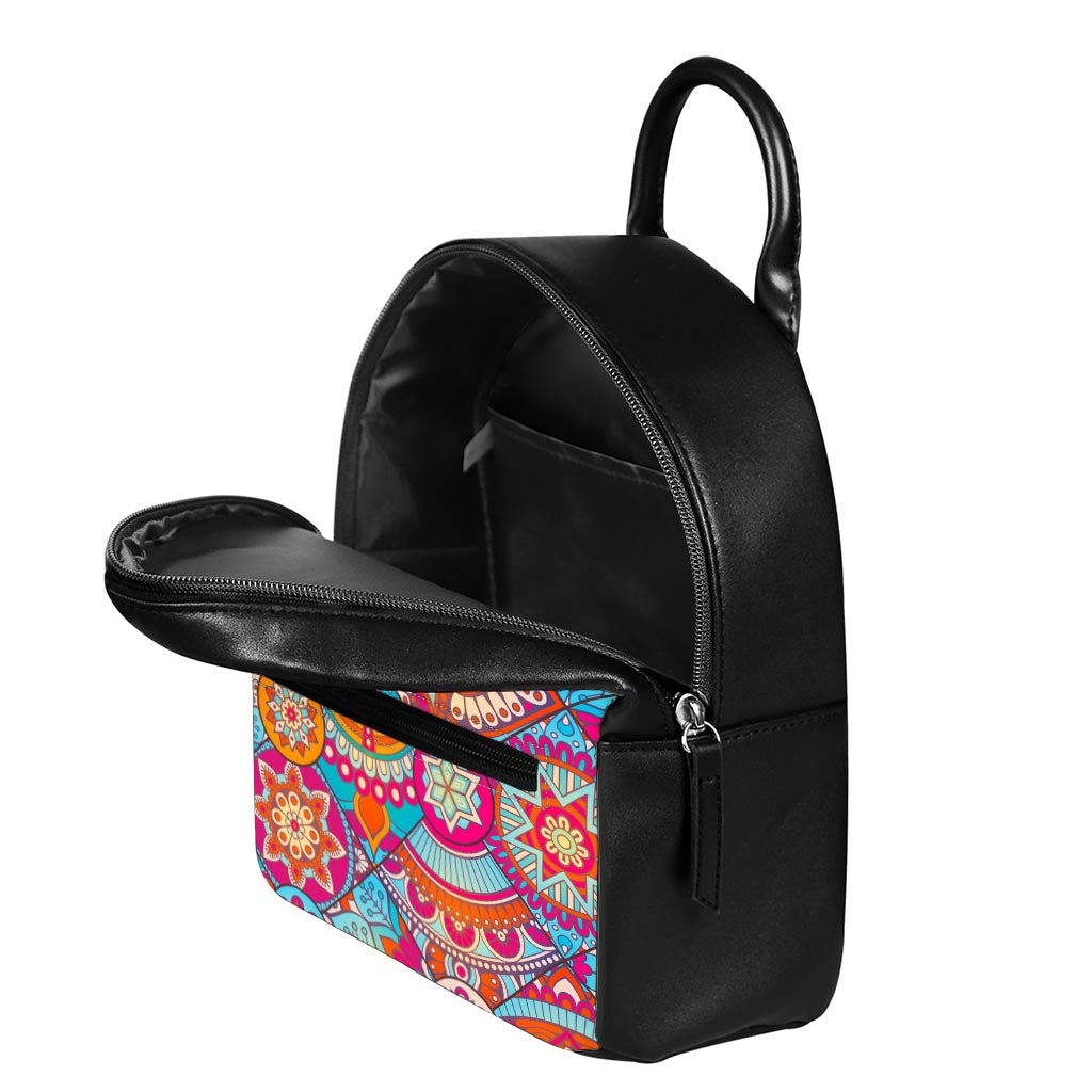 Retro Bohemian Mandala Pattern Print Leather Backpack