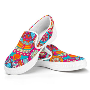 Retro Bohemian Mandala Pattern Print White Slip On Sneakers