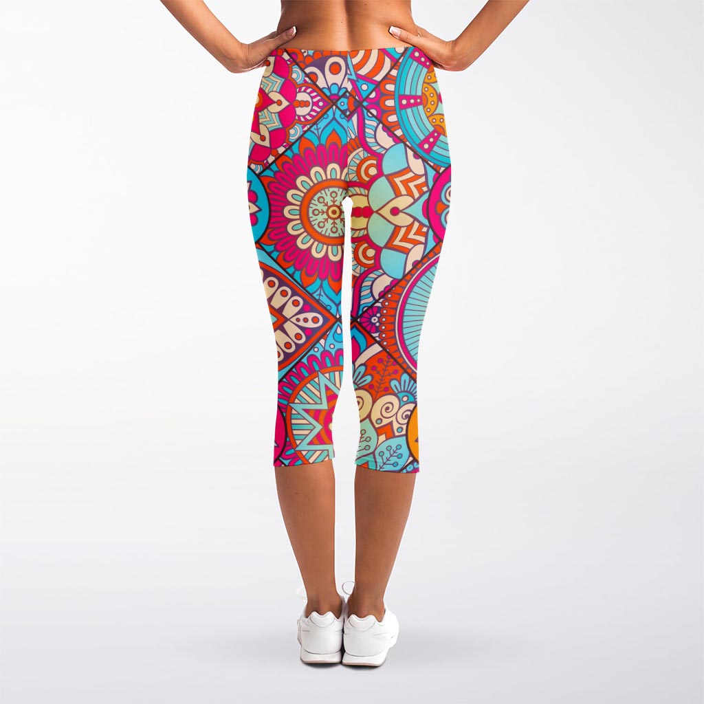 Retro Bohemian Mandala Pattern Print Women's Capri Leggings
