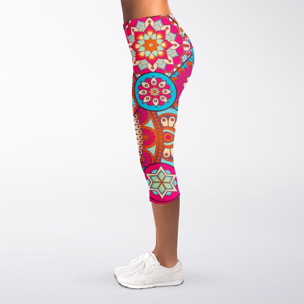 Retro Bohemian Mandala Pattern Print Women's Capri Leggings