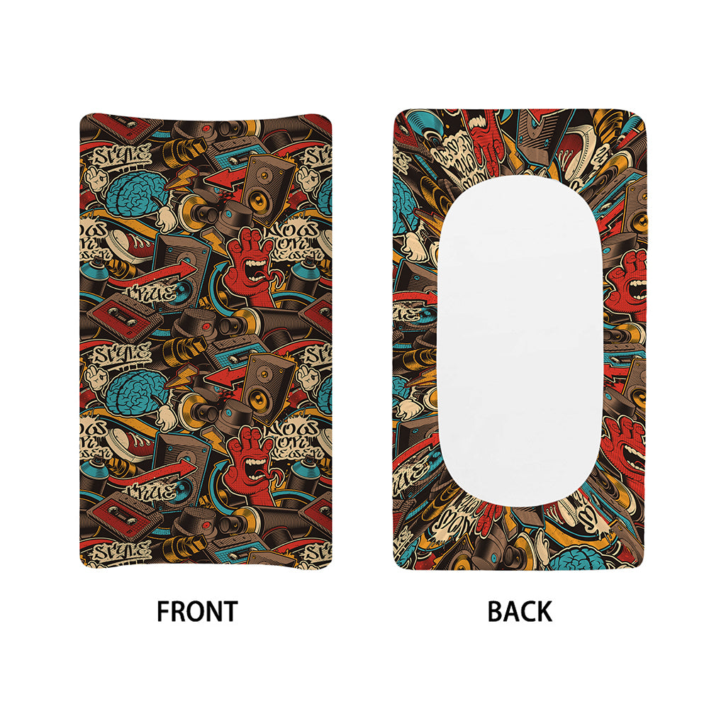 Retro Graffiti Pattern Print Changing Pad Cover