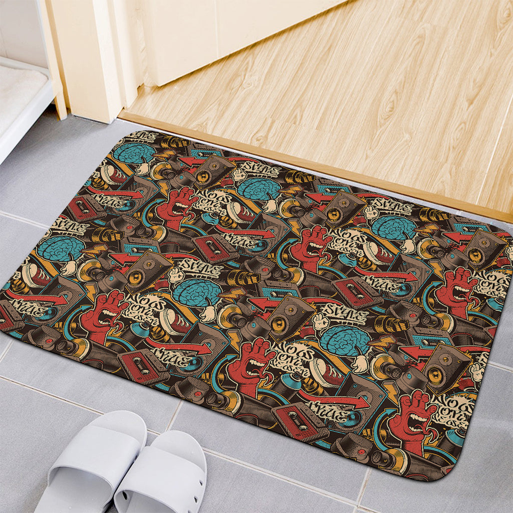 Retro Graffiti Pattern Print Indoor Door Mat