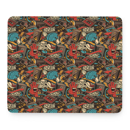 Retro Graffiti Pattern Print Mouse Pad