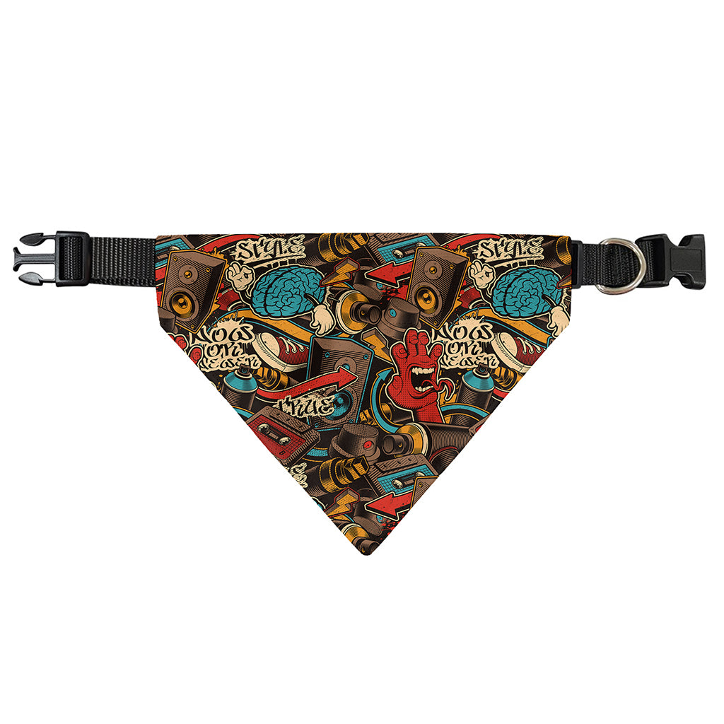 Retro Graffiti Pattern Print Over The Collar Dog Bandana
