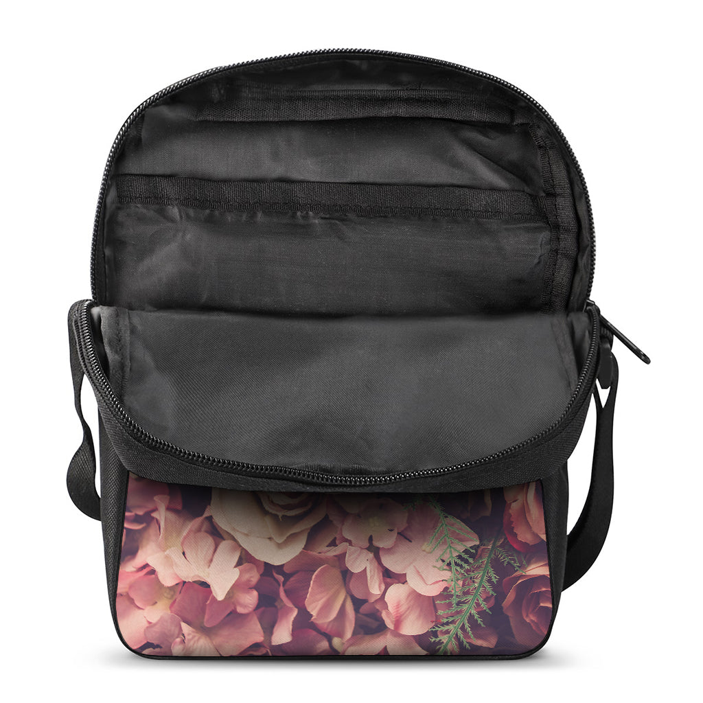 Retro Pink Roses Floral Print Rectangular Crossbody Bag