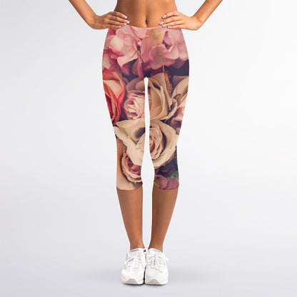 Retro Pink Roses Floral Print Women's Capri Leggings
