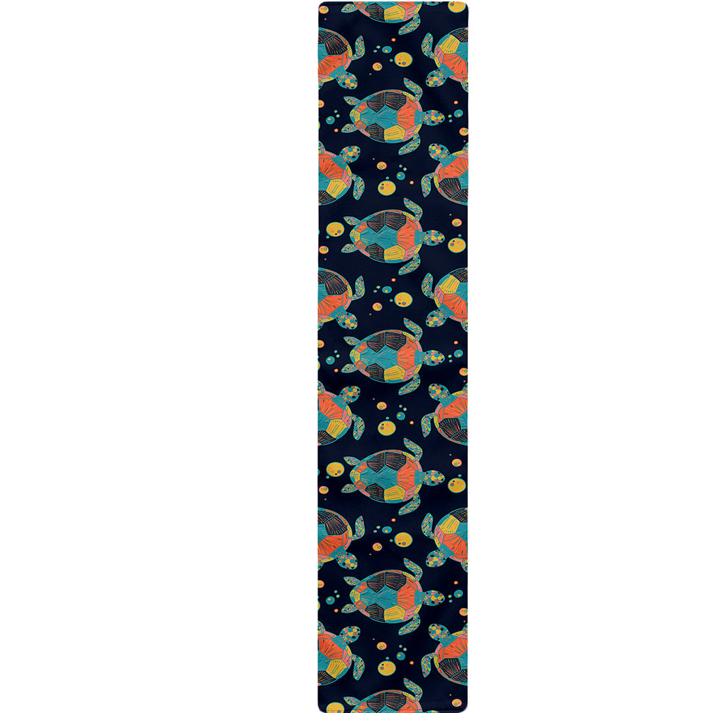 Retro Sea Turtle Pattern Print Table Runner