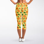 Ripe Apricot Fruit Pattern Print Women's Capri Leggings