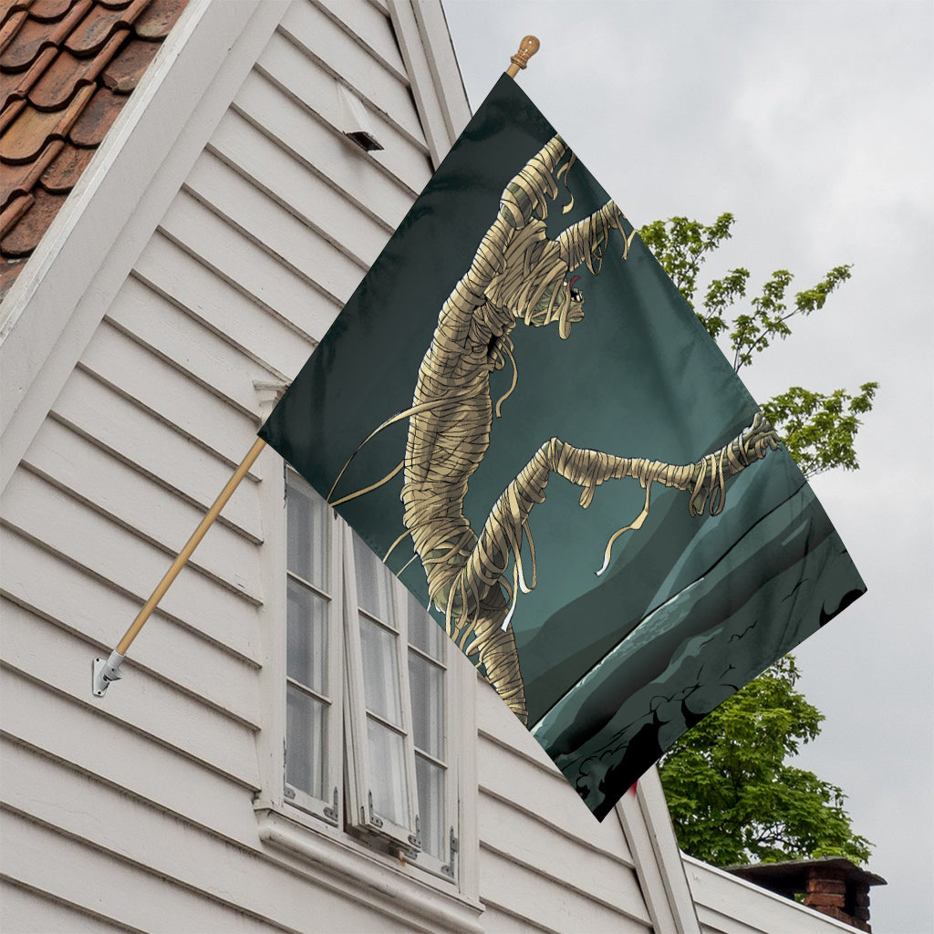 Running Mummy Print House Flag