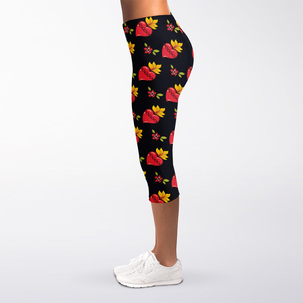 Sacred Heart Pattern Print Women's Capri Leggings
