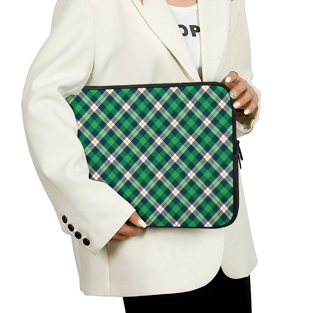 Saint Patrick's Day Irish Tartan Print Laptop Sleeve