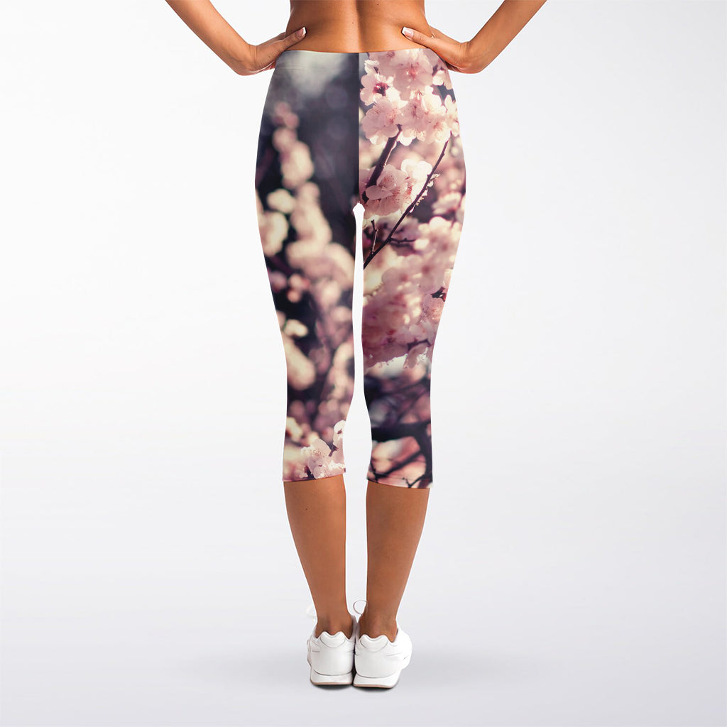 Sakura Cherry Blossom Print Women's Capri Leggings
