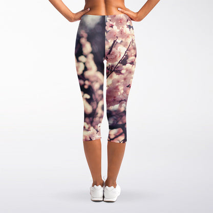 Sakura Cherry Blossom Print Women's Capri Leggings