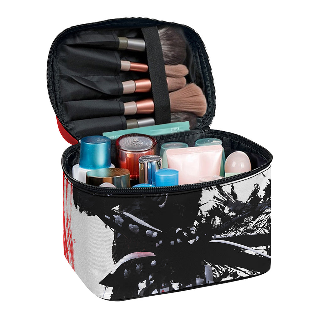 Samurai And Crow Print Travel Makeup Bag