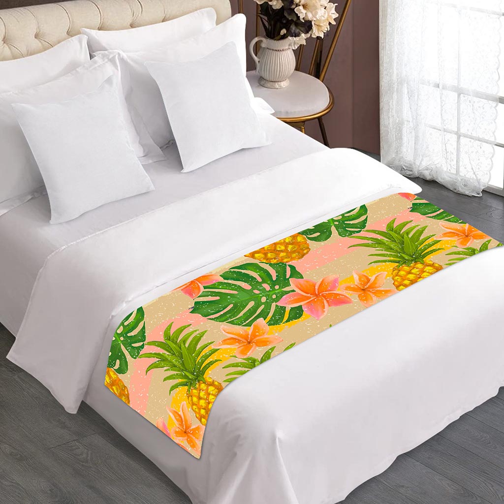 Sand Beach Pineapple Pattern Print Bed Runner