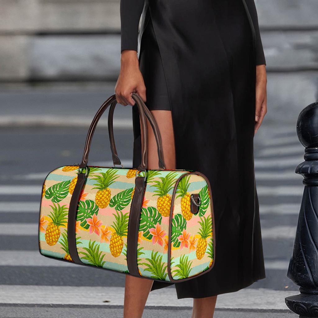 Sand Beach Pineapple Pattern Print Duffle Bag