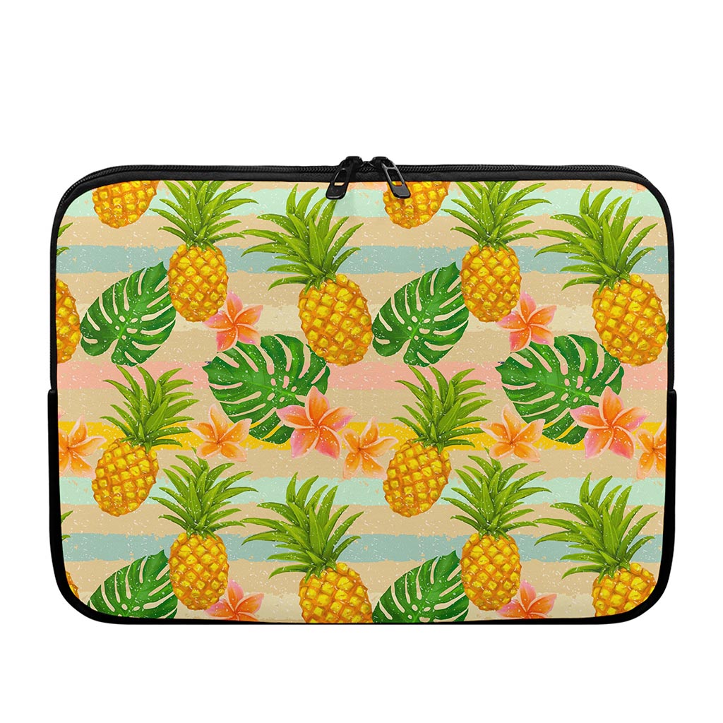 Sand Beach Pineapple Pattern Print Laptop Sleeve