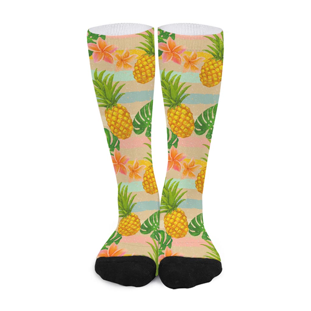 Sand Beach Pineapple Pattern Print Long Socks