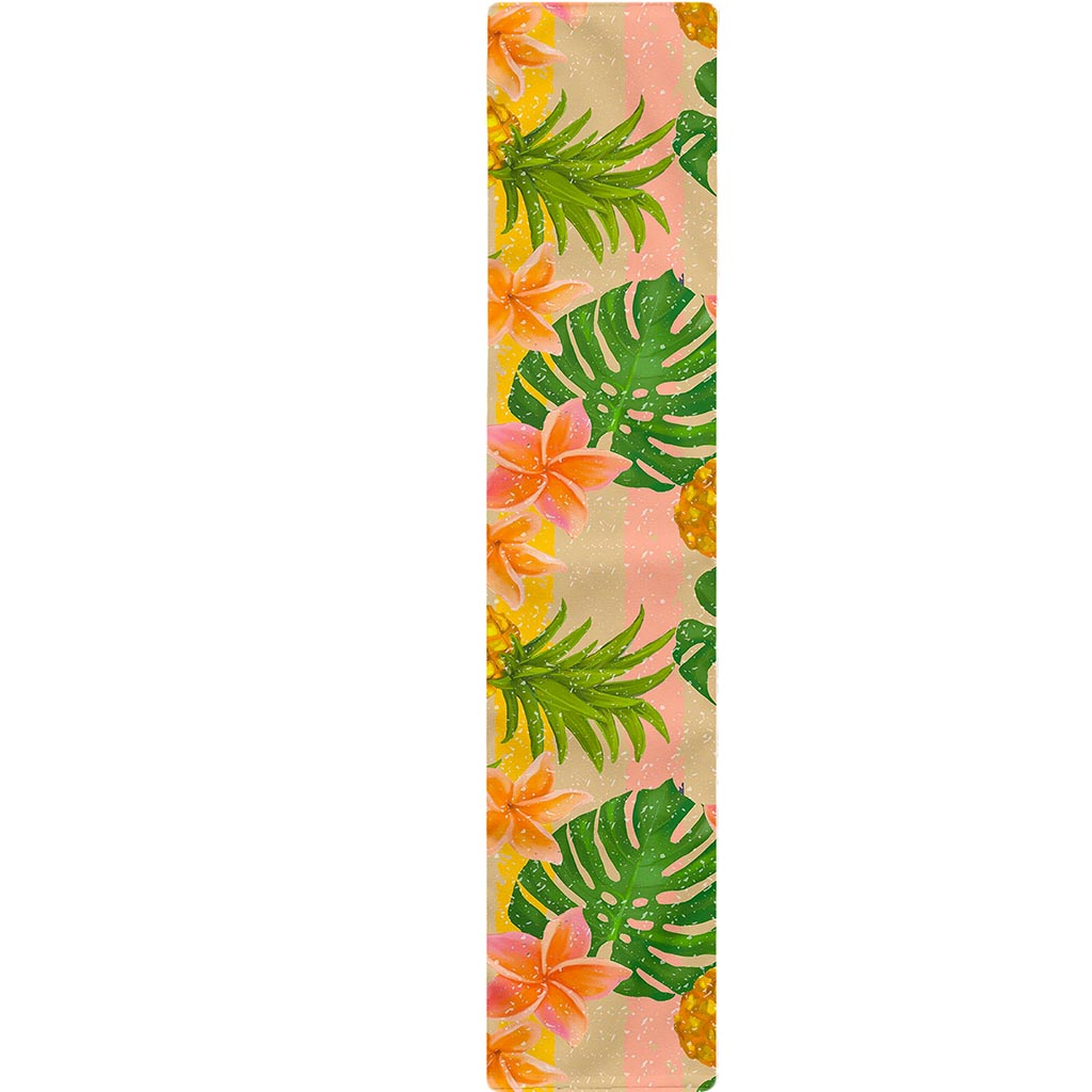 Sand Beach Pineapple Pattern Print Table Runner