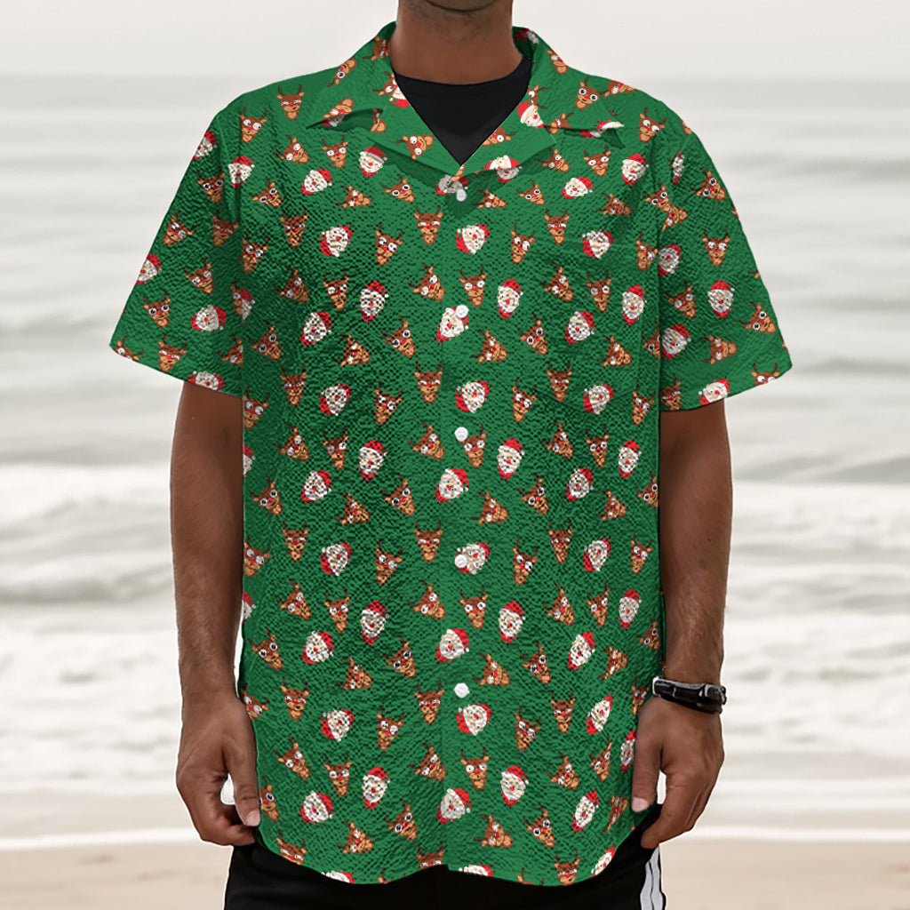 Santa Claus And Reindeer Emoji Print Textured Short Sleeve Shirt