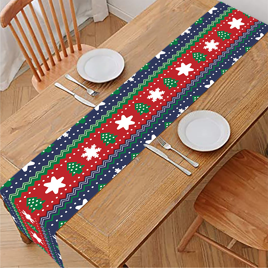Scandinavian Christmas Pattern Print Table Runner