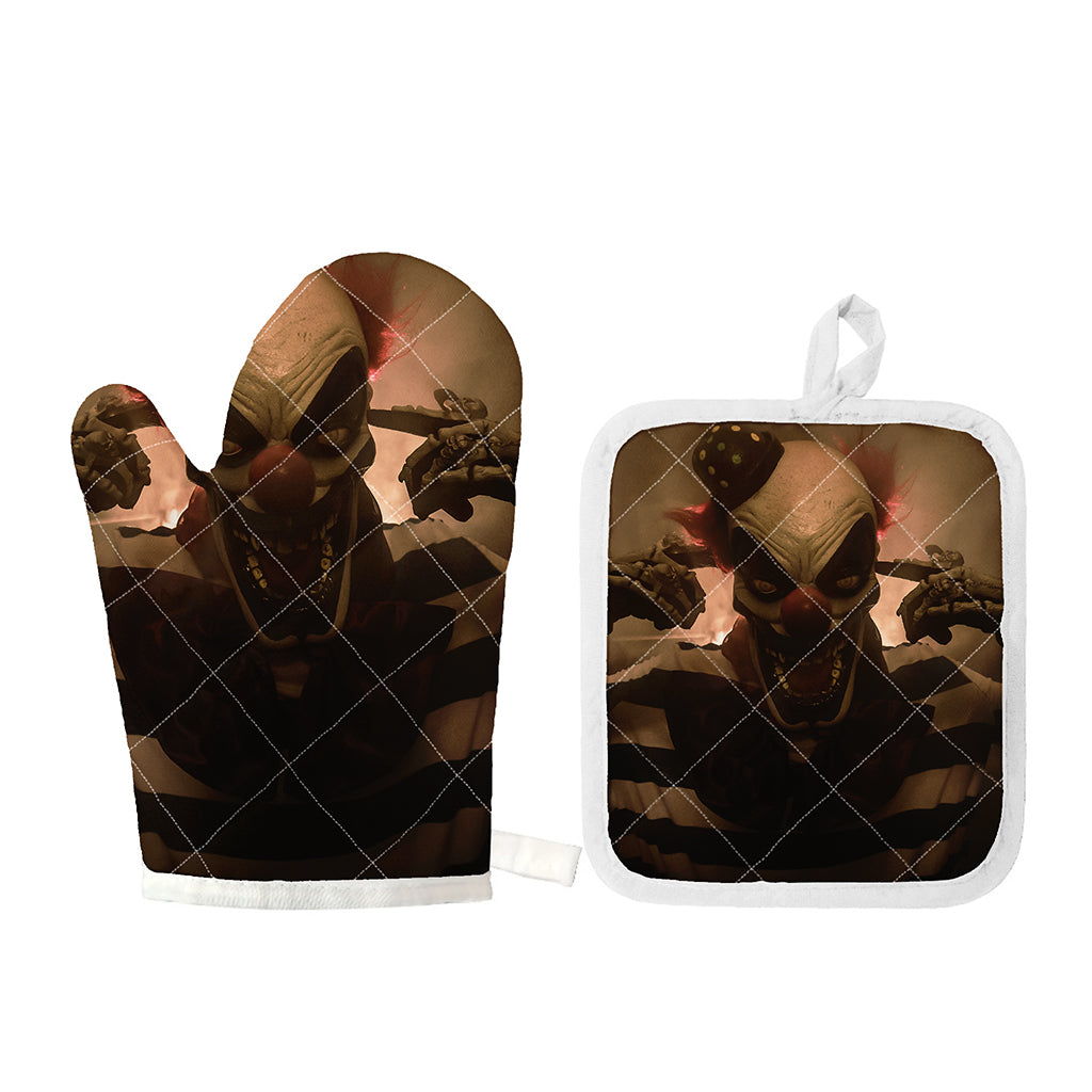 Scary Clown Print Oven Mitt And Pot Holder Set