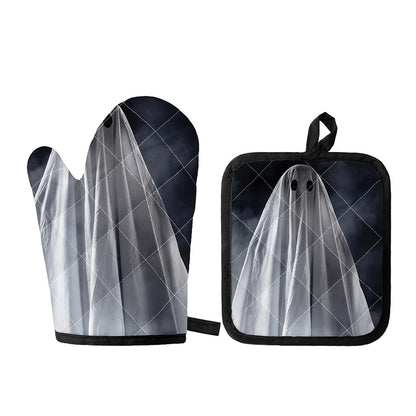 Scary Ghost 3D Print Oven Mitt And Pot Holder Set